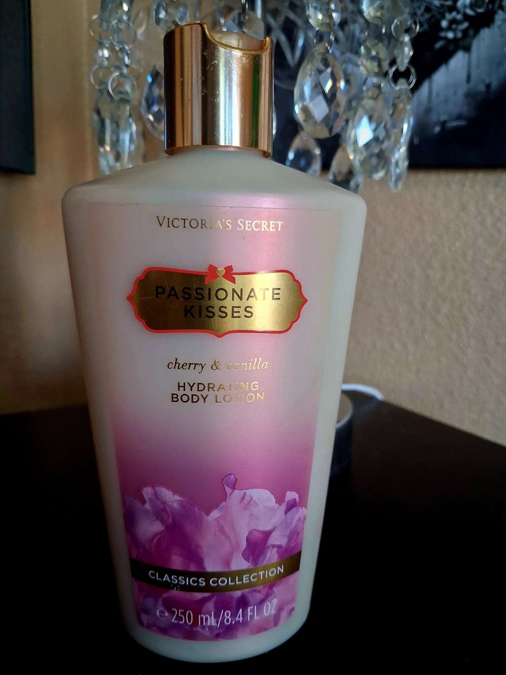 Victoria's Secret Passionate Kisses Hydrating Body Lotion - Pink & Gold Accents